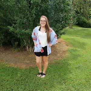 Meet your Posher, Mackenzie